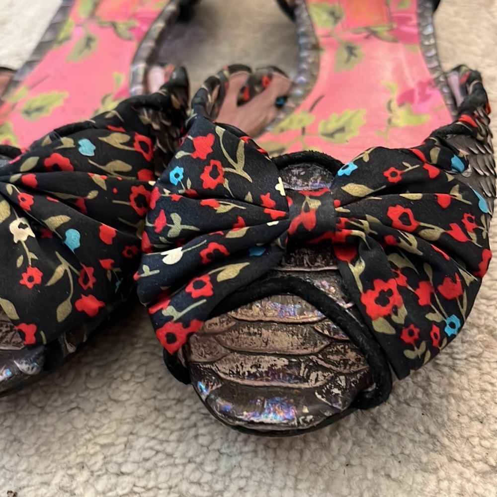 Betsy Johnson Opened Toe Ballet Flats Kitten Heels